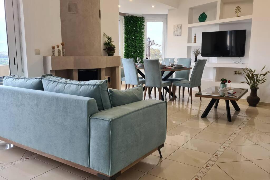 Physis Apt- Big Comfortable With View Apartament